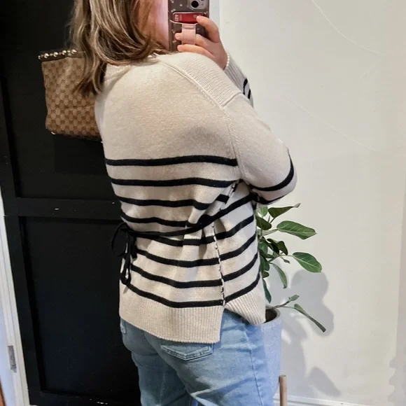 Vince 100% Cashmere Stripe Boxy Crew Sweater. Size S - Picture 11 of 11